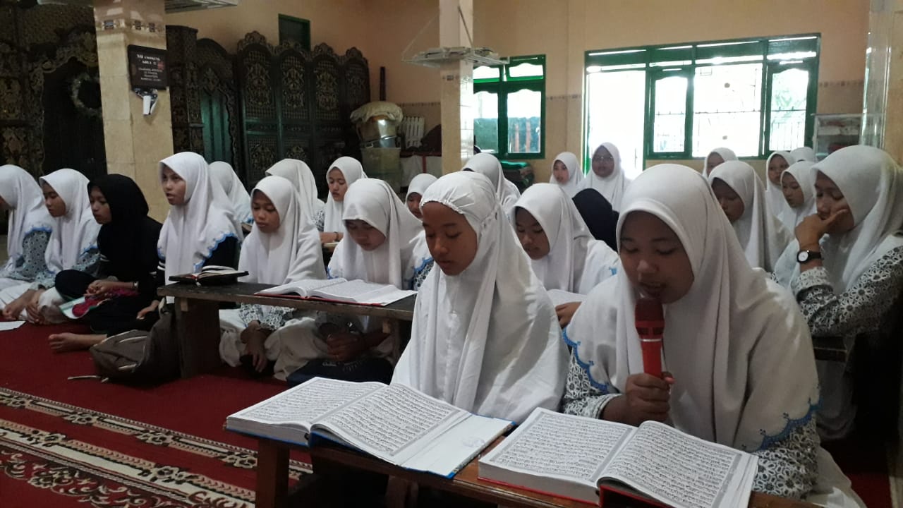 You are currently viewing Istiqomah Pagi sebelum Memulai Pebelajaran di Kelas